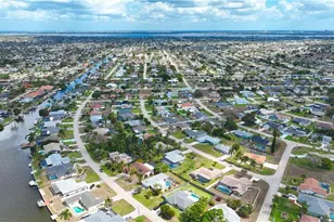 318 SE 33rd Terrace, Cape Coral, FL 33904 - Photo 3