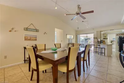 318 SE 33rd Ter, Cape Coral, FL 33904 - Photo 11