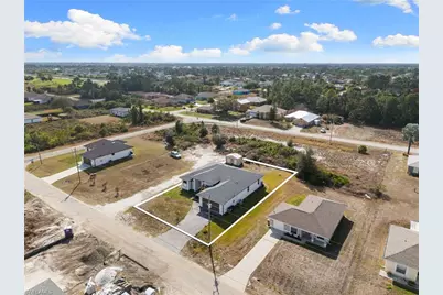 2605 30th St SW, Lehigh Acres, FL 33976 - Photo 11