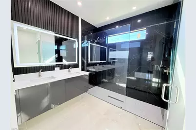 909 Santa Barbara Blvd N, Cape Coral, FL 33993 - Photo 17