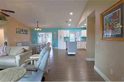 4612 SW 13th Ave, Cape Coral, FL 33914 - Photo 5