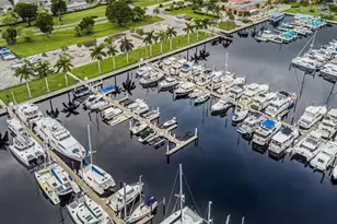 525 Newport Dr, Naples, FL 34114 - Photo 7