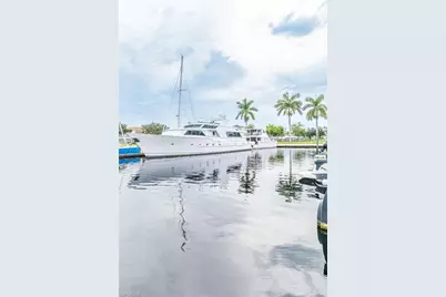 525 Newport Dr, Naples, FL 34114 - Photo 17