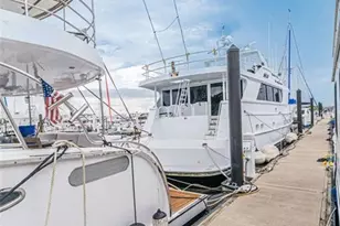 525 Newport Dr, Naples, FL 34114 - Photo 13