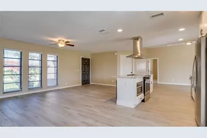 1128 SE 29th Ter, Cape Coral, FL 33904 - Photo 5