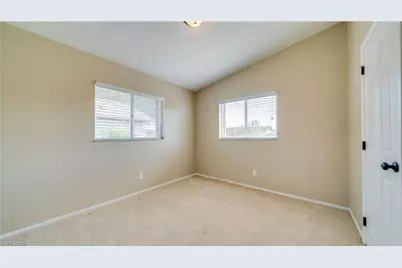 1128 SE 29th Ter, Cape Coral, FL 33904 - Photo 17