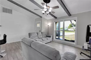 4013 SW 2nd Pl, Cape Coral, FL 33914 - Photo 7