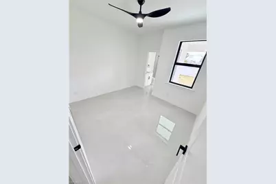 822 NE 19th St, Cape Coral, FL 33909 - Photo 13