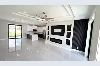 923 NE 17th Ter, Cape Coral, FL 33909 - Photo 5