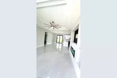 923 NE 17th Ter, Cape Coral, FL 33909 - Photo 3