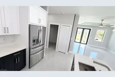 923 NE 17th Ter, Cape Coral, FL 33909 - Photo 13