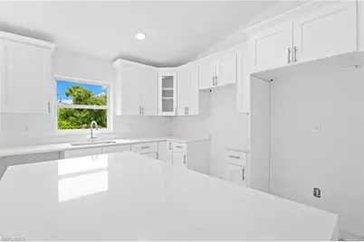 814 Milano Ave S, Lehigh Acres, FL 33974 - Photo 5