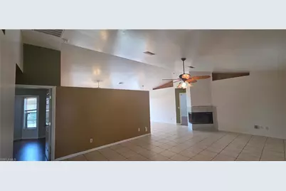 1828 NE 13th Pl, Cape Coral, FL 33909 - Photo 3