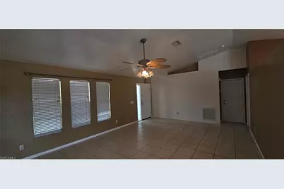 1828 NE 13th Pl, Cape Coral, FL 33909 - Photo 5
