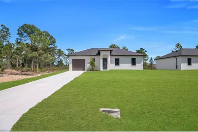 635 Summit Ave S, Lehigh Acres, FL 33974 - Photo 1