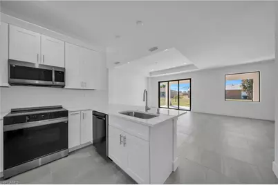 2204 NE 14th Pl, Cape Coral, FL 33909 - Photo 15