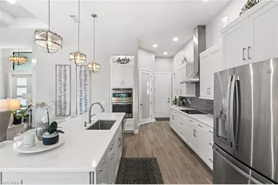 2926 Miracle Pkwy, Cape Coral, FL 33914 - Photo 9