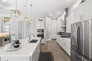 2926 Miracle Pkwy, Cape Coral, FL 33914 - Photo 9