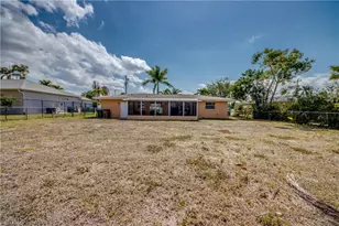 4156 Country Club Blvd SE, Cape Coral, FL 33904 - Photo 23