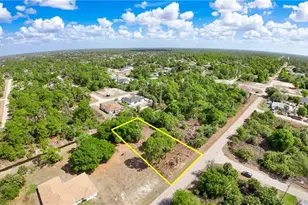 771 Cadis St E, Lehigh Acres, FL 33974 - Photo 3