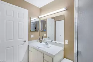 9270 Lake Park Dr, Fort Myers, FL 33919 - Photo 17