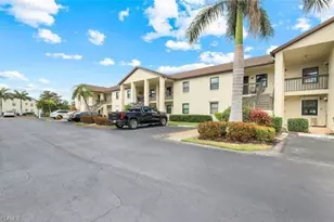 9270 Lake Park Dr, Fort Myers, FL 33919 - Photo 1