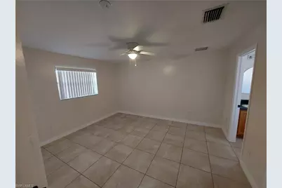 611 SE 5th St, Cape Coral, FL 33990 - Photo 7