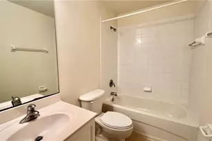 9440 Ivy Brook Run, Fort Myers, FL 33913 - Photo 9