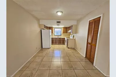 1221 SE 46th Ln #K, Cape Coral, FL 33904 - Photo 5