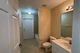 2733 SW 11th Pl, Cape Coral, FL 33914 - Photo 5