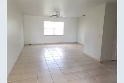 621 SE 13th Pl #B, Cape Coral, FL 33990 - Photo 3