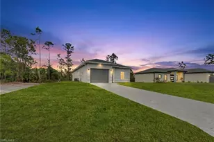 725 Lamar St E, Lehigh Acres, FL 33974 - Photo 1