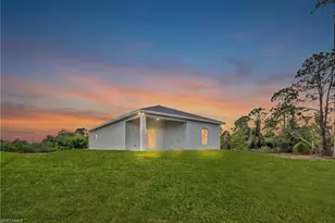 725 Lamar St E, Lehigh Acres, FL 33974 - Photo 15