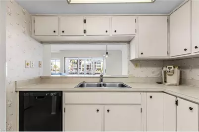 4105 SE 19th Pl #101, Cape Coral, FL 33904 - Photo 13