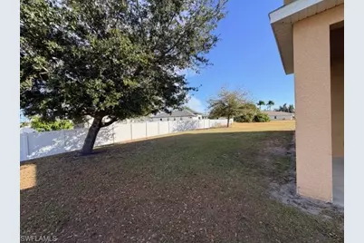 360 SW 24th Pl, Cape Coral, FL 33991 - Photo 13