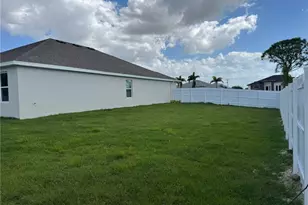 1621 NW 9th Terrace, Cape Coral, FL 33993 - Photo 17