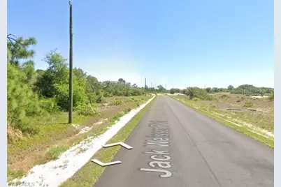 390 Jack Weisser Blvd, Lake Placid, FL 33852 - Photo 1