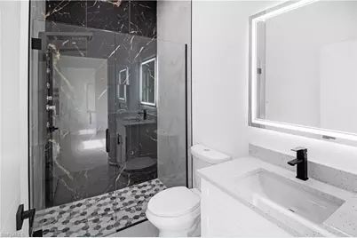 633 Wabasso Ave S, Lehigh Acres, FL 33974 - Photo 9