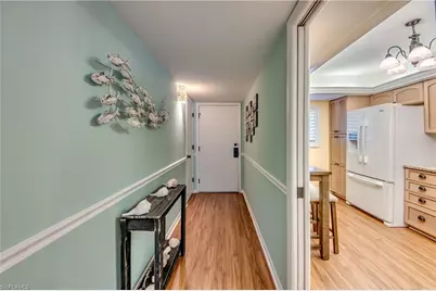 6725 Winkler Rd #B-202, Fort Myers, FL 33919 - Photo 5