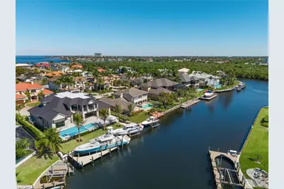 4850 Laurel Ln, Fort Myers, FL 33908 - Photo 5