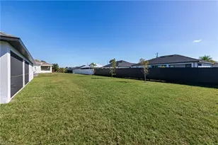710 NW 2nd Ln, Cape Coral, FL 33993 - Photo 31