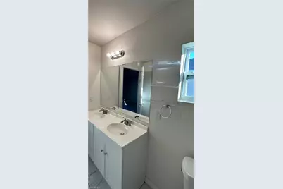 3305 SW 15th Pl, Cape Coral, FL 33914 - Photo 21