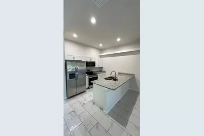 3305 SW 15th Pl, Cape Coral, FL 33914 - Photo 13