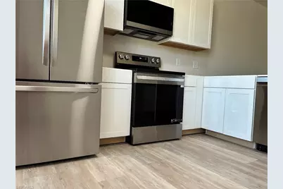 9750 Sassafras Ct, Estero, FL 33928 - Photo 9