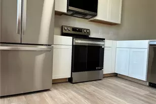 9750 Sassafras Ct, Estero, FL 33928 - Photo 9