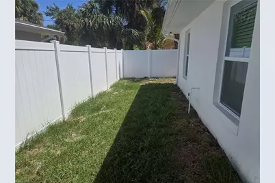 2156 Edison Ave, Fort Myers, FL 33901 - Photo 5