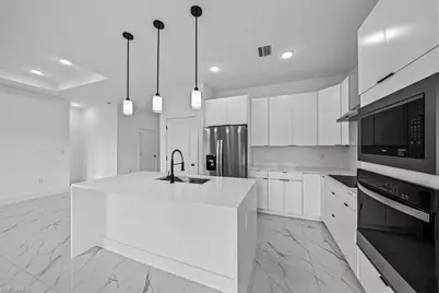 3813 25th St SW, Lehigh Acres, FL 33976 - Photo 7