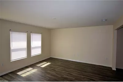 8 NW 8th Ter, Cape Coral, FL 33993 - Photo 5