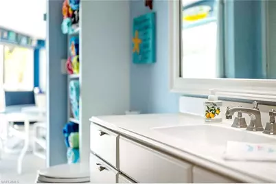 918 SE 28th Ter, Cape Coral, FL 33904 - Photo 21