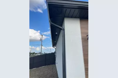 1030 NE Juanita Pl, Cape Coral, FL 33909 - Photo 29